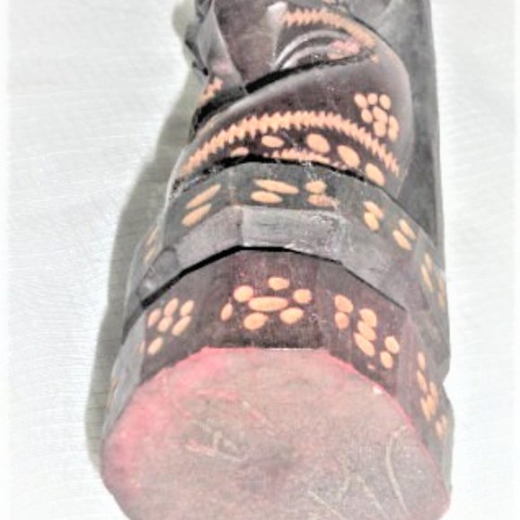 Hand Carved Wood Sculpture Wood Face Like Totem Pole Signed Jamaica Carved Flowe - Picture 5 of 5